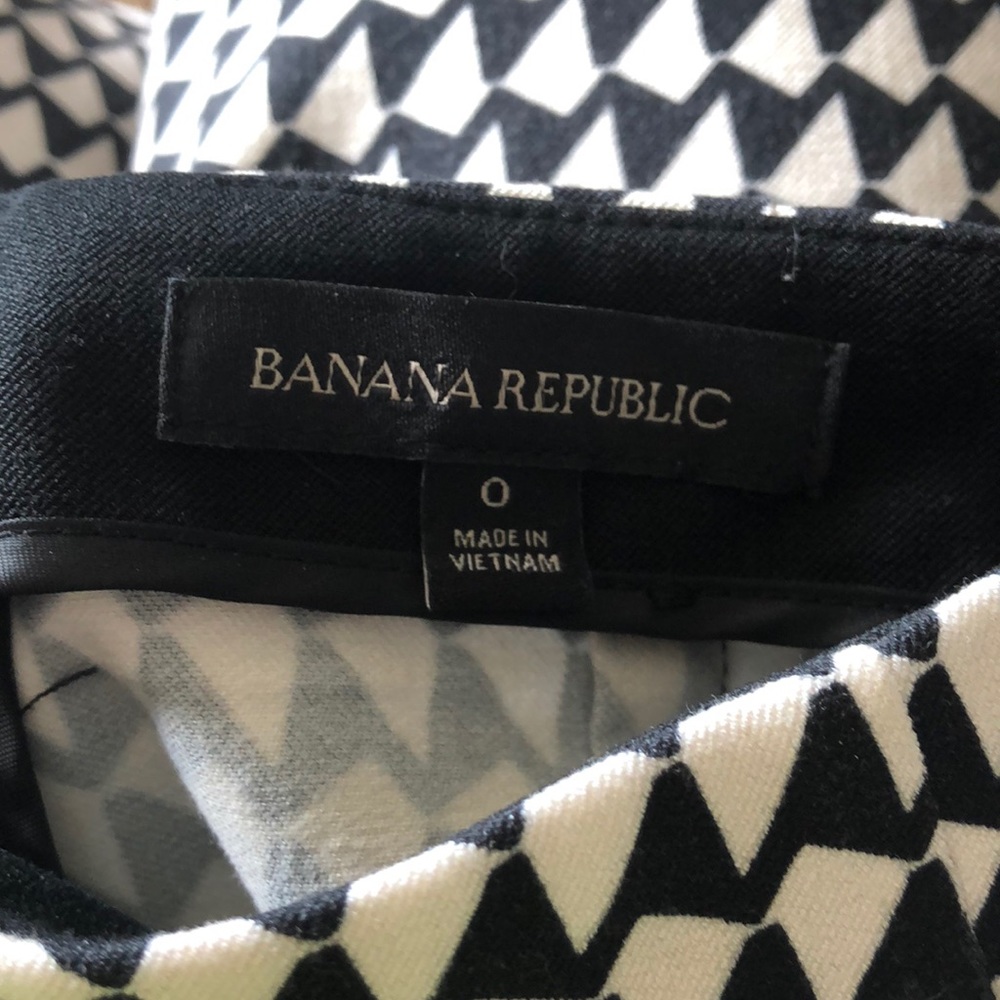 Banana Republic geometric pencil skirt - 0 - Picture 5 of 6